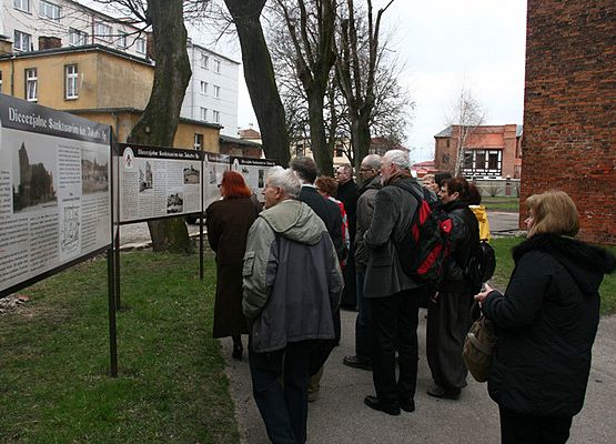 Grafika 14: Konferencja otwierająca oraz pierwsze spotkanie Grupy Sterującej