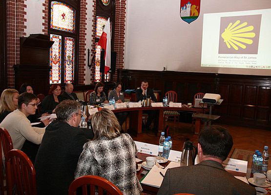 Grafika 5: Konferencja otwierająca oraz pierwsze spotkanie Grupy Sterującej