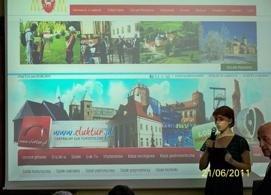 Grafika 7: Konferencja