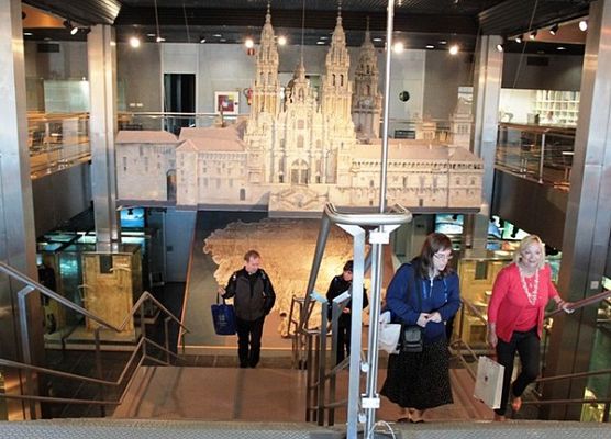 Grafika 4: Podróż studyjna do Santiago de Compostela