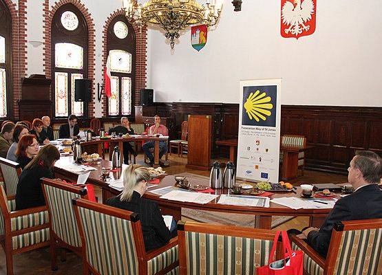 Grafika 1: Po spotkaniu partnerskim - prace zgodnie z planem