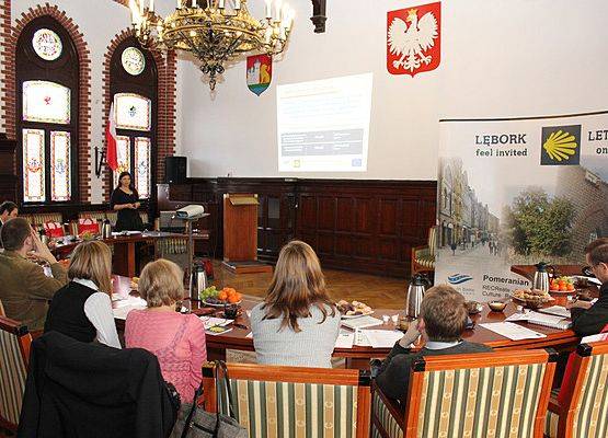 Grafika 1: Konsultacje partnerskie