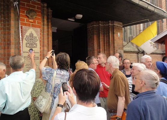 Grafika 9: Muszla jakubowa na szczecińskiej katedrze