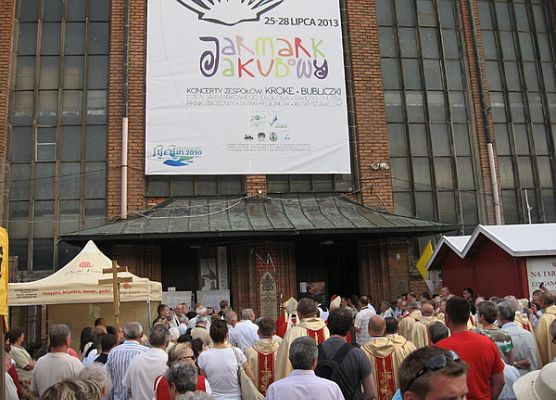 Grafika 7: Muszla jakubowa na szczecińskiej katedrze