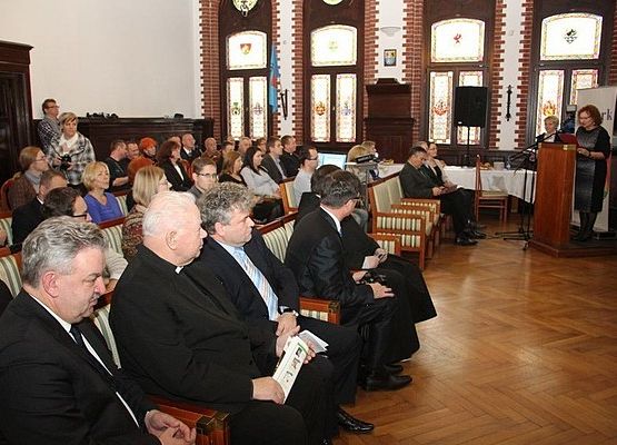 Grafika 3: Konferencja kończąca projekt