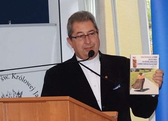 Grafika 8: Dziedzictwo religijne i kulturowe Drogi św. Jakuba   – X Międzynarodowa Naukowa Konferencja  Jakubowa w Krakowie.