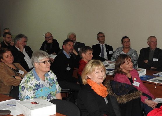 Grafika 1: 4 Parlament Jakubowy