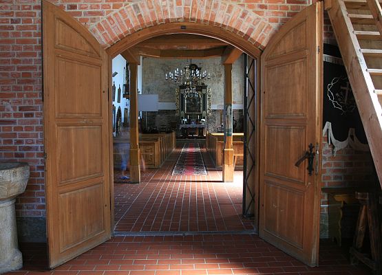 Grafika 3: NIEDŹWIEDZICA